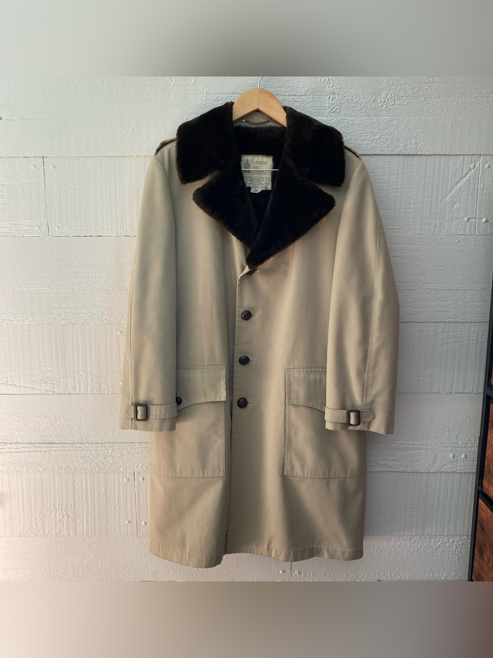 Vtg London Fog Trench Coat Tan Faux Fur Collar And Lining Londontown 38R Classic